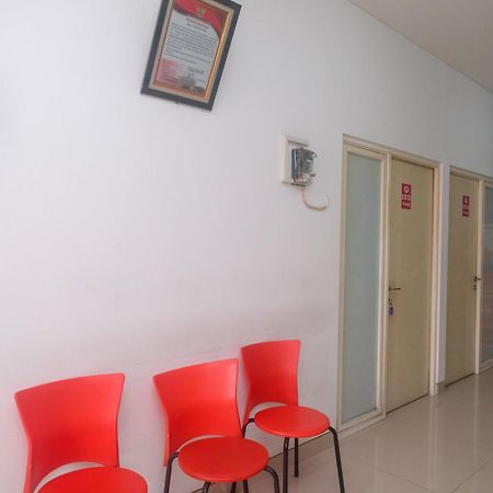 Hotel Reddoorz Syariah Near Simpang Lima Semarang Jomblang Zewnętrze zdjęcie