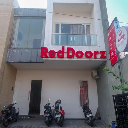 Hotel Reddoorz Syariah Near Simpang Lima Semarang Jomblang Zewnętrze zdjęcie
