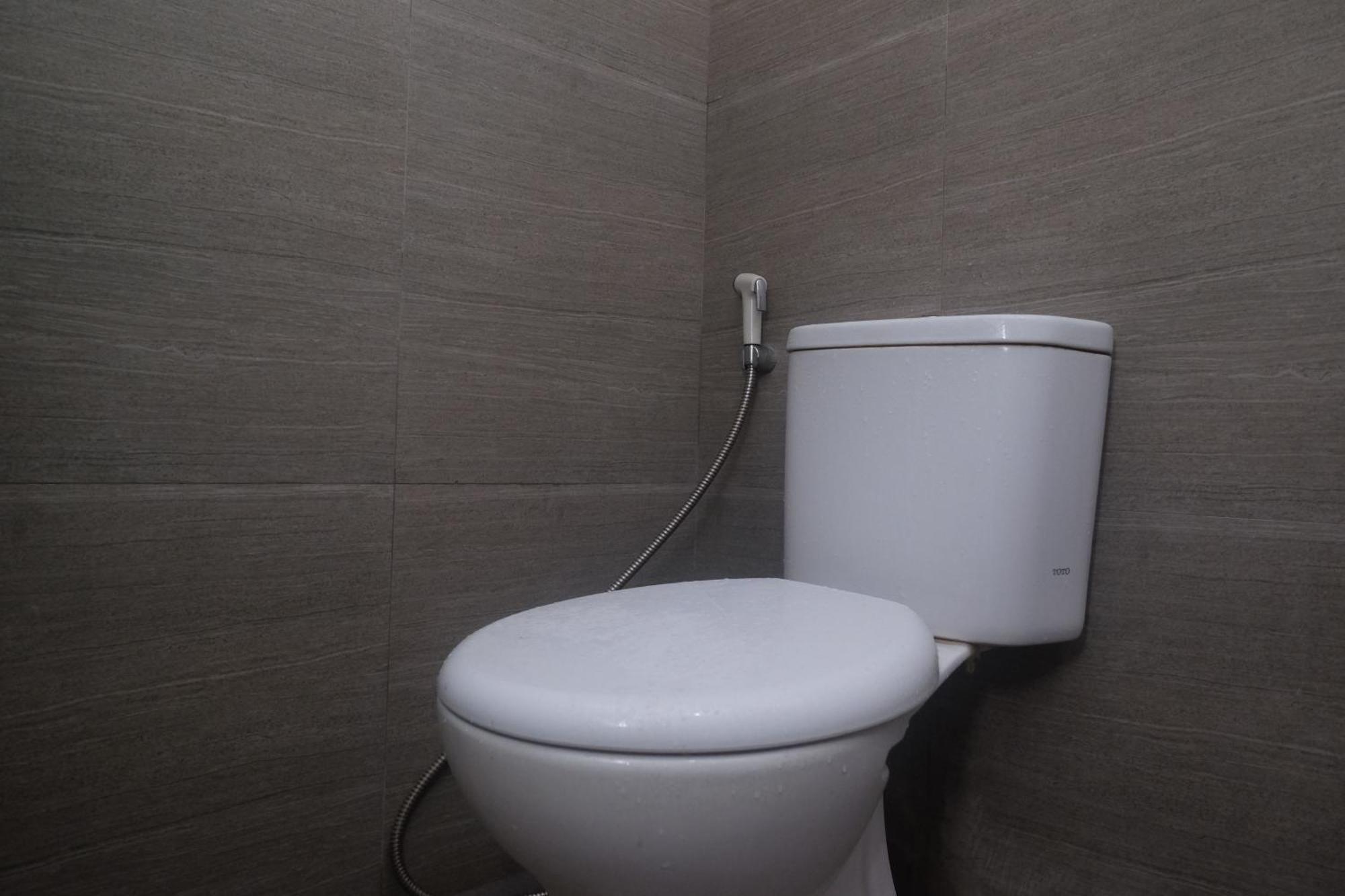 Hotel Reddoorz Syariah Near Simpang Lima Semarang Jomblang Zewnętrze zdjęcie